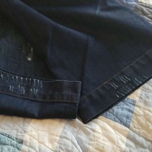 Maurices Wide-Leg Jean Capri - Picture 6 of 6